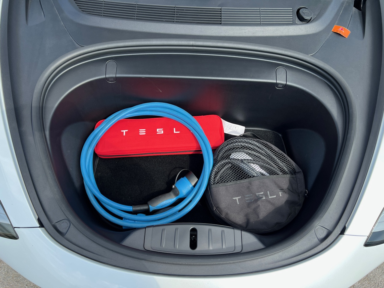 TESLA Model 3 Long Range Dual Motor FSD 3 Autopilot - Sedan: kuva TESLA Model 3 Long Range Dual Motor FSD 3 Autopilot - Sedan TESLA Model 3 Long Range Dual Motor FSD 3 Autopilot - Sedan: kuva TESLA Model 3 Long Range Dual Motor FSD 3 Autopilot - Sedan