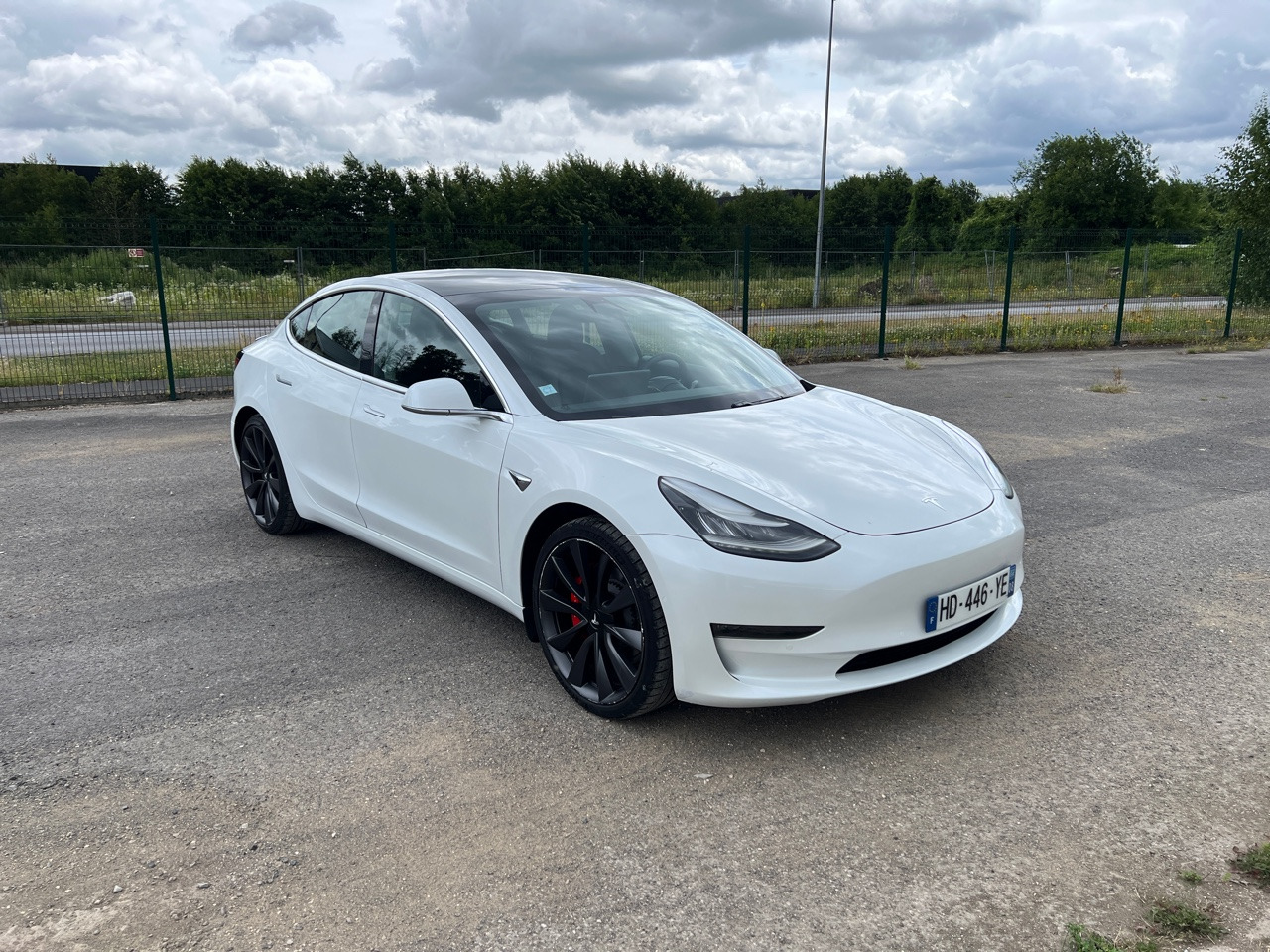TESLA Model 3 Performance Dual Motor FSD 3 Autopilot - Sedan: kuva TESLA Model 3 Performance Dual Motor FSD 3 Autopilot - Sedan TESLA Model 3 Performance Dual Motor FSD 3 Autopilot - Sedan: kuva TESLA Model 3 Performance Dual Motor FSD 3 Autopilot - Sedan