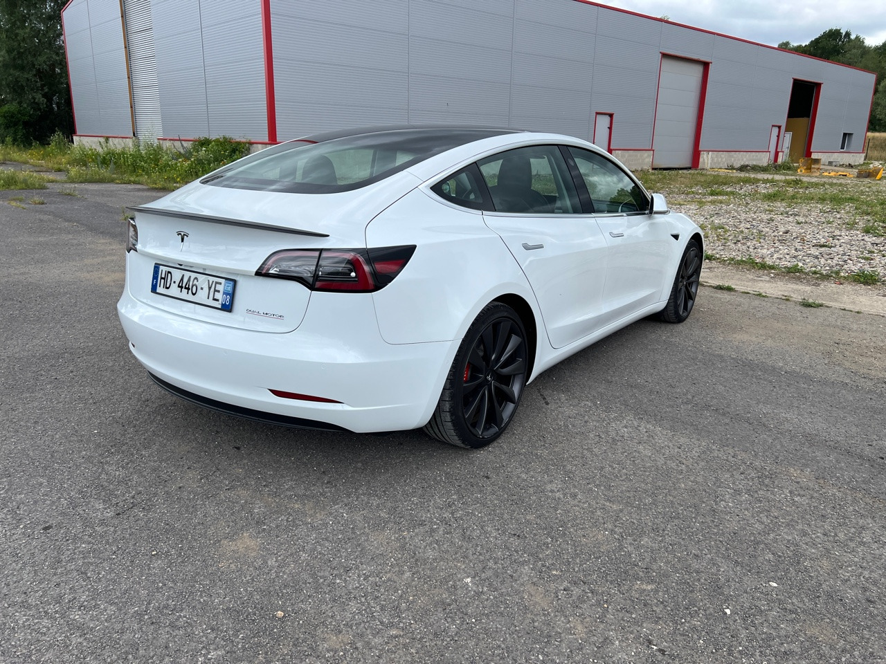 TESLA Model 3 Performance Dual Motor FSD 3 Autopilot - Sedan: kuva TESLA Model 3 Performance Dual Motor FSD 3 Autopilot - Sedan TESLA Model 3 Performance Dual Motor FSD 3 Autopilot - Sedan: kuva TESLA Model 3 Performance Dual Motor FSD 3 Autopilot - Sedan