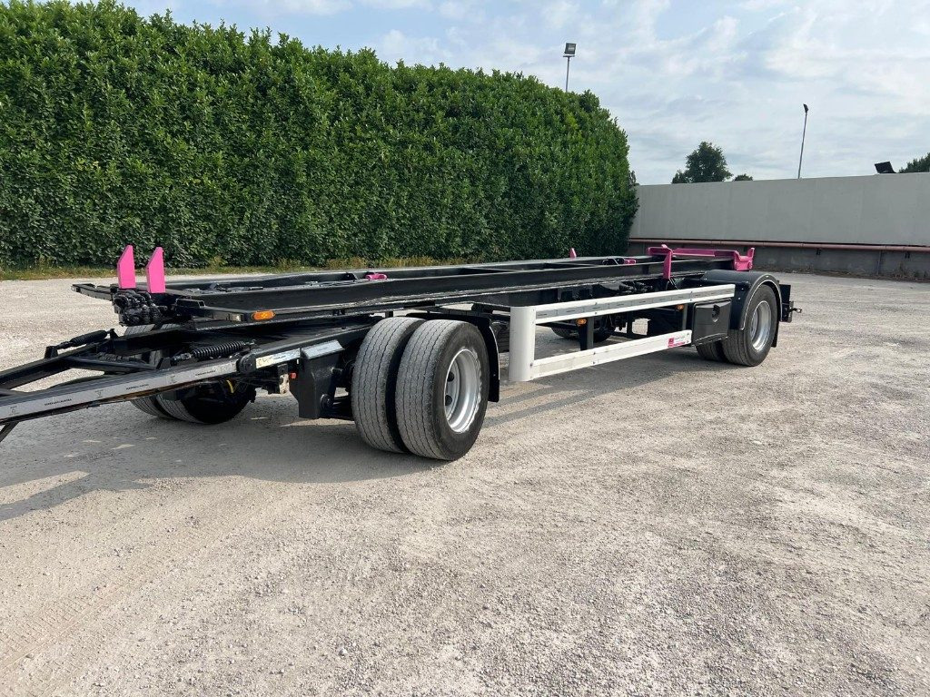 ATLAS RIMORCHIO ATLAS SCARRABILE - Vaihtolavaperävaunu/ Nostovarsi vaihtolavaperävaunu: kuva ATLAS RIMORCHIO ATLAS SCARRABILE - Vaihtolavaperävaunu/ Nostovarsi vaihtolavaperävaunu ATLAS RIMORCHIO ATLAS SCARRABILE - Vaihtolavaperävaunu/ Nostovarsi vaihtolavaperävaunu: kuva ATLAS RIMORCHIO ATLAS SCARRABILE - Vaihtolavaperävaunu/ Nostovarsi vaihtolavaperävaunu