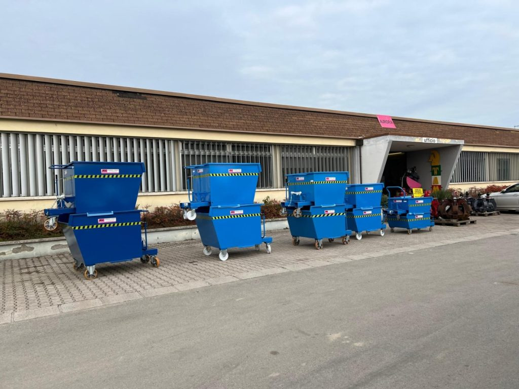 CONTAINER A BENNA RIBALTABILE - Rakennustarvikkeet: kuva  CONTAINER A BENNA RIBALTABILE - Rakennustarvikkeet CONTAINER A BENNA RIBALTABILE - Rakennustarvikkeet: kuva  CONTAINER A BENNA RIBALTABILE - Rakennustarvikkeet