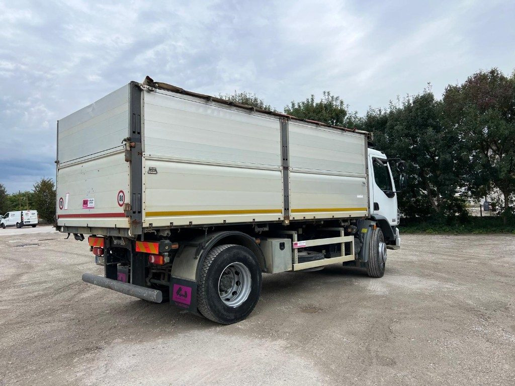 DAF LF55.300 RIBALTABILE TRILATERALE - Kippiauto kuorma-auto: kuva DAF LF55.300 RIBALTABILE TRILATERALE - Kippiauto kuorma-auto DAF LF55.300 RIBALTABILE TRILATERALE - Kippiauto kuorma-auto: kuva DAF LF55.300 RIBALTABILE TRILATERALE - Kippiauto kuorma-auto