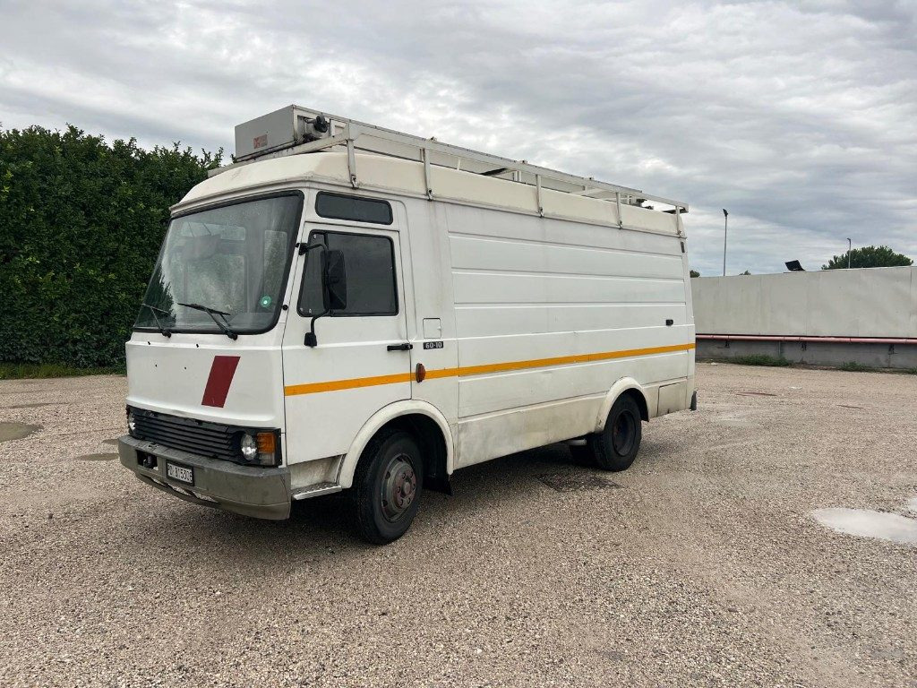 FIAT 60 10 - Pakettiauto: kuva FIAT 60 10 - Pakettiauto FIAT 60 10 - Pakettiauto: kuva FIAT 60 10 - Pakettiauto