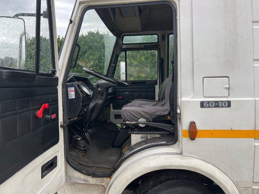 FIAT 60 10 - Pakettiauto: kuva FIAT 60 10 - Pakettiauto FIAT 60 10 - Pakettiauto: kuva FIAT 60 10 - Pakettiauto