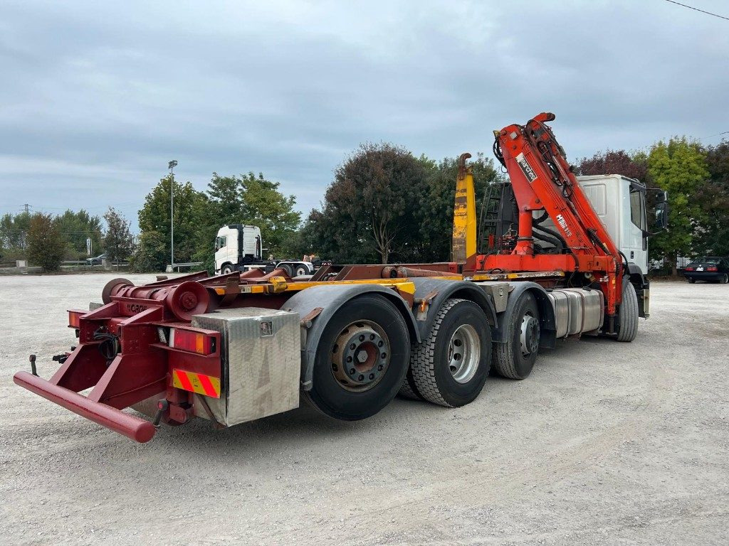 IVECO 260E43 EUROTECH USATO SCARRABILE CON GRU - Koukkulava kuorma-auto: kuva IVECO 260E43 EUROTECH USATO SCARRABILE CON GRU - Koukkulava kuorma-auto IVECO 260E43 EUROTECH USATO SCARRABILE CON GRU - Koukkulava kuorma-auto: kuva IVECO 260E43 EUROTECH USATO SCARRABILE CON GRU - Koukkulava kuorma-auto