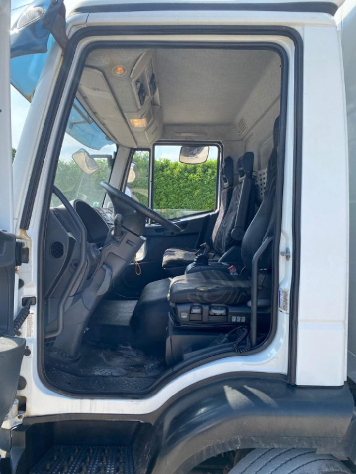 IVECO EUROCARGO 120E25 SCARRABILE - Koukkulava kuorma-auto: kuva IVECO EUROCARGO 120E25 SCARRABILE - Koukkulava kuorma-auto IVECO EUROCARGO 120E25 SCARRABILE - Koukkulava kuorma-auto: kuva IVECO EUROCARGO 120E25 SCARRABILE - Koukkulava kuorma-auto