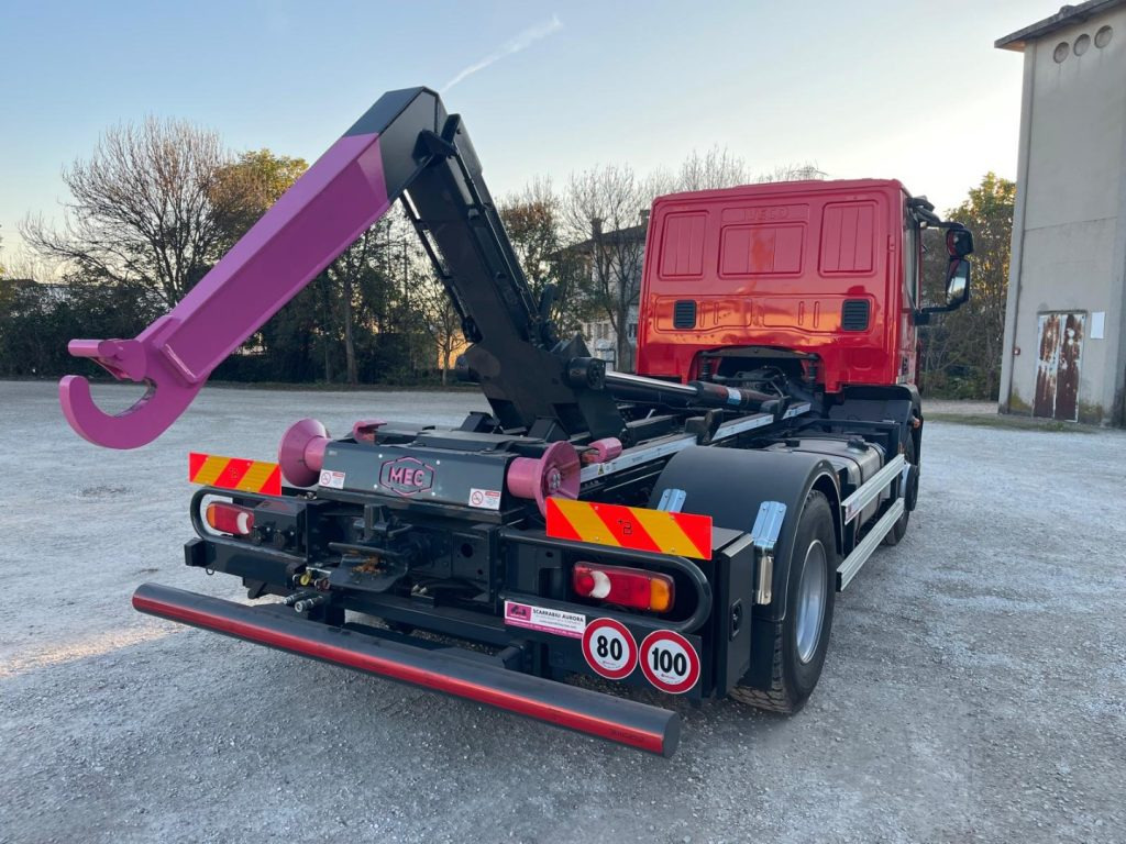 IVECO EUROCARGO 160E32 CON SCARRABILE NUOVO - Koukkulava kuorma-auto: kuva IVECO EUROCARGO 160E32 CON SCARRABILE NUOVO - Koukkulava kuorma-auto IVECO EUROCARGO 160E32 CON SCARRABILE NUOVO - Koukkulava kuorma-auto: kuva IVECO EUROCARGO 160E32 CON SCARRABILE NUOVO - Koukkulava kuorma-auto