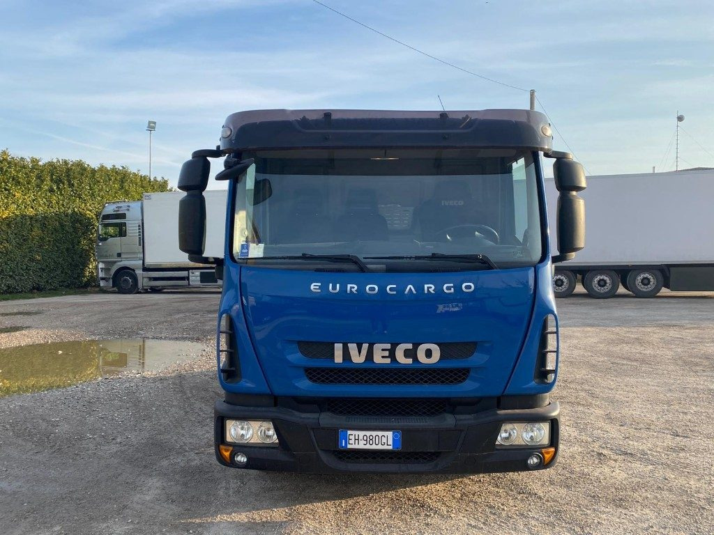 IVECO EUROCARGO 75E18 SCARRABILE - Koukkulava kuorma-auto: kuva IVECO EUROCARGO 75E18 SCARRABILE - Koukkulava kuorma-auto IVECO EUROCARGO 75E18 SCARRABILE - Koukkulava kuorma-auto: kuva IVECO EUROCARGO 75E18 SCARRABILE - Koukkulava kuorma-auto