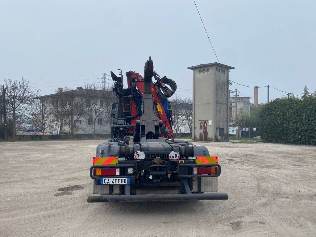 IVECO STRALIS 260.450 SCARRABILE CON GRU - Koukkulava kuorma-auto, Nosturiauto: kuva IVECO STRALIS 260.450 SCARRABILE CON GRU - Koukkulava kuorma-auto, Nosturiauto IVECO STRALIS 260.450 SCARRABILE CON GRU - Koukkulava kuorma-auto, Nosturiauto: kuva IVECO STRALIS 260.450 SCARRABILE CON GRU - Koukkulava kuorma-auto, Nosturiauto