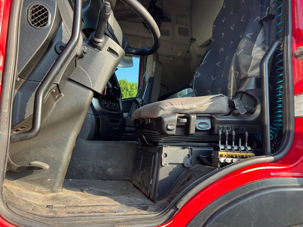 Koukkulava kuorma-auto IVECO STRALIS 500 SCARRABILE: kuva Koukkulava kuorma-auto IVECO STRALIS 500 SCARRABILE Koukkulava kuorma-auto IVECO STRALIS 500 SCARRABILE: kuva Koukkulava kuorma-auto IVECO STRALIS 500 SCARRABILE