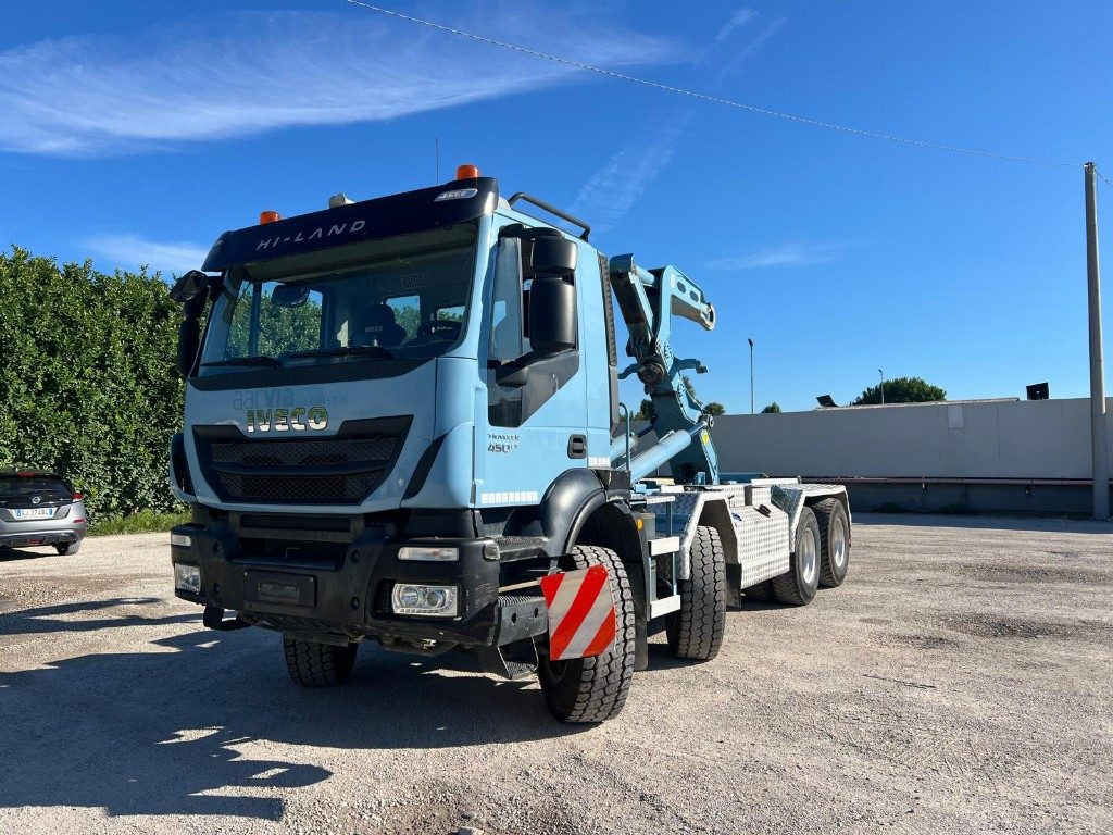 IVECO TRAKKER 450 SCARRABILE - Koukkulava kuorma-auto: kuva IVECO TRAKKER 450 SCARRABILE - Koukkulava kuorma-auto IVECO TRAKKER 450 SCARRABILE - Koukkulava kuorma-auto: kuva IVECO TRAKKER 450 SCARRABILE - Koukkulava kuorma-auto