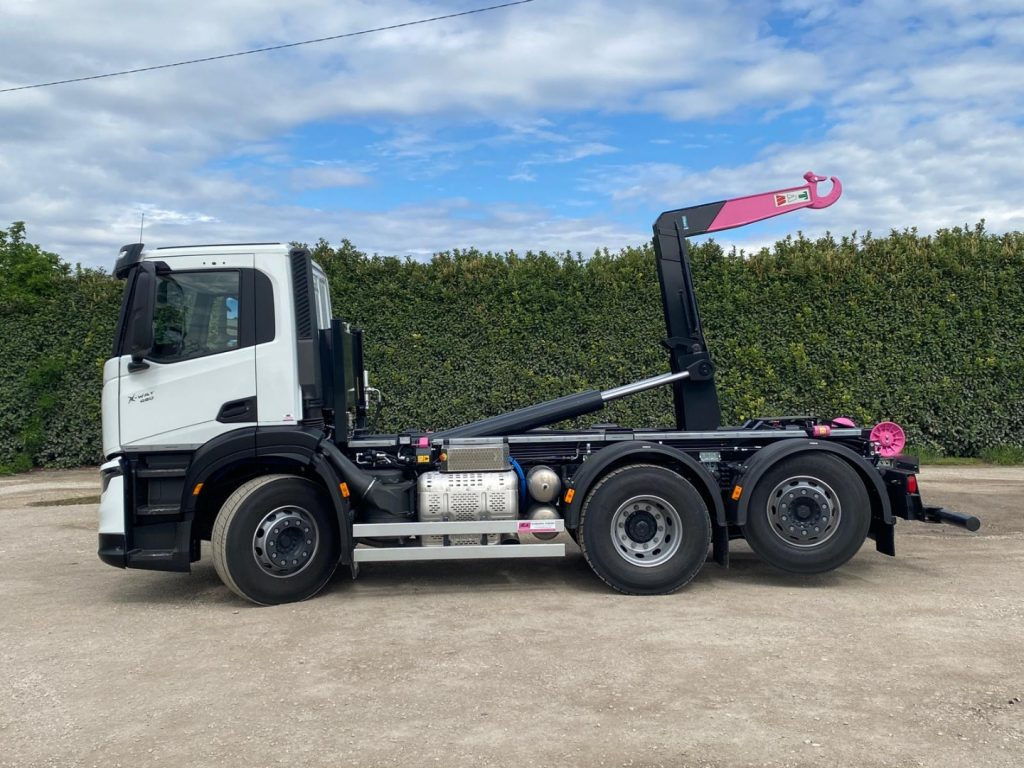 IVECO X-WAY AD280X48Y NUOVO SCARRABILE PASSO 3120 - Koukkulava kuorma-auto: kuva IVECO X-WAY AD280X48Y NUOVO SCARRABILE PASSO 3120 - Koukkulava kuorma-auto IVECO X-WAY AD280X48Y NUOVO SCARRABILE PASSO 3120 - Koukkulava kuorma-auto: kuva IVECO X-WAY AD280X48Y NUOVO SCARRABILE PASSO 3120 - Koukkulava kuorma-auto
