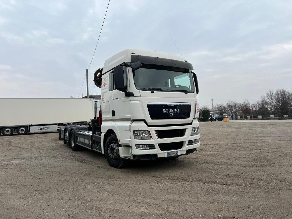 MAN TGX 26.480 SCARRABILE CON GRU - Koukkulava kuorma-auto: kuva MAN TGX 26.480 SCARRABILE CON GRU - Koukkulava kuorma-auto MAN TGX 26.480 SCARRABILE CON GRU - Koukkulava kuorma-auto: kuva MAN TGX 26.480 SCARRABILE CON GRU - Koukkulava kuorma-auto