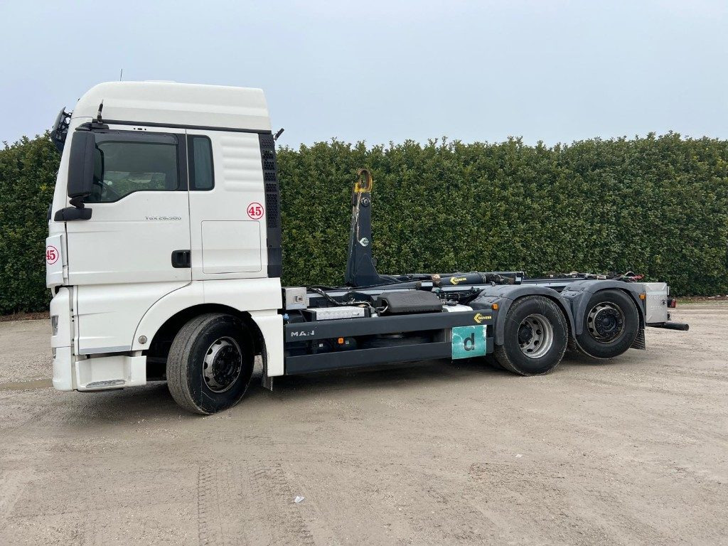MAN TGX 26.500 USATO SCARRABILE 6X2 - Koukkulava kuorma-auto: kuva MAN TGX 26.500 USATO SCARRABILE 6X2 - Koukkulava kuorma-auto MAN TGX 26.500 USATO SCARRABILE 6X2 - Koukkulava kuorma-auto: kuva MAN TGX 26.500 USATO SCARRABILE 6X2 - Koukkulava kuorma-auto
