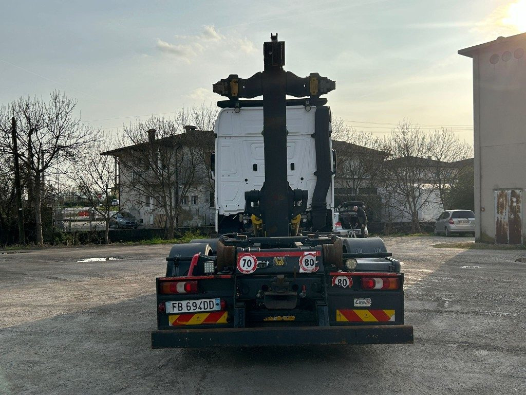 MERCEDES ACTROS 25.51 SCARRABILE - Koukkulava kuorma-auto: kuva MERCEDES ACTROS 25.51 SCARRABILE - Koukkulava kuorma-auto MERCEDES ACTROS 25.51 SCARRABILE - Koukkulava kuorma-auto: kuva MERCEDES ACTROS 25.51 SCARRABILE - Koukkulava kuorma-auto