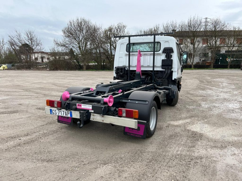 MITSUBISHI CANTER 3.0 SCARRABILE - Koukkulava kuorma-auto: kuva MITSUBISHI CANTER 3.0 SCARRABILE - Koukkulava kuorma-auto MITSUBISHI CANTER 3.0 SCARRABILE - Koukkulava kuorma-auto: kuva MITSUBISHI CANTER 3.0 SCARRABILE - Koukkulava kuorma-auto