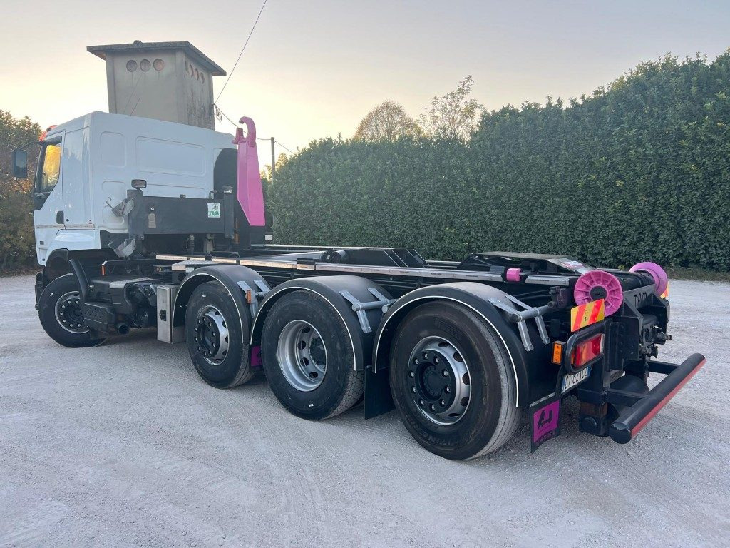 RENAULT 420 USATO SCARRABILE 8X2 - Koukkulava kuorma-auto: kuva RENAULT 420 USATO SCARRABILE 8X2 - Koukkulava kuorma-auto RENAULT 420 USATO SCARRABILE 8X2 - Koukkulava kuorma-auto: kuva RENAULT 420 USATO SCARRABILE 8X2 - Koukkulava kuorma-auto