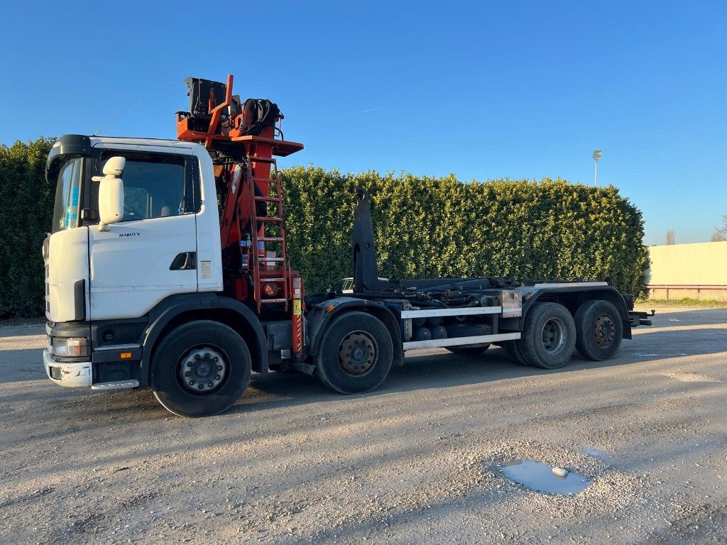 SCANIA CV R124 SCARRABILE CON GRU E POLIPO - Koukkulava kuorma-auto: kuva SCANIA CV R124 SCARRABILE CON GRU E POLIPO - Koukkulava kuorma-auto SCANIA CV R124 SCARRABILE CON GRU E POLIPO - Koukkulava kuorma-auto: kuva SCANIA CV R124 SCARRABILE CON GRU E POLIPO - Koukkulava kuorma-auto