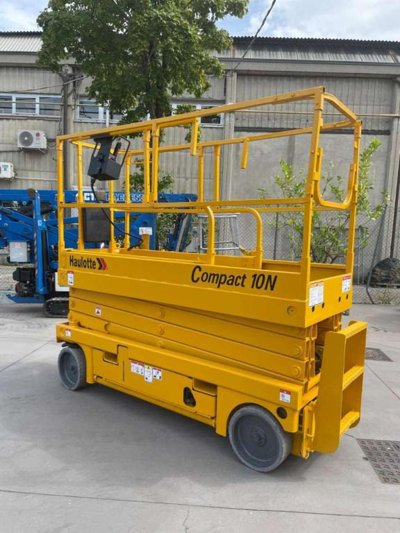 Haulotte COMPACT 10N - Saksilava: kuva Haulotte COMPACT 10N - Saksilava Haulotte COMPACT 10N - Saksilava: kuva Haulotte COMPACT 10N - Saksilava