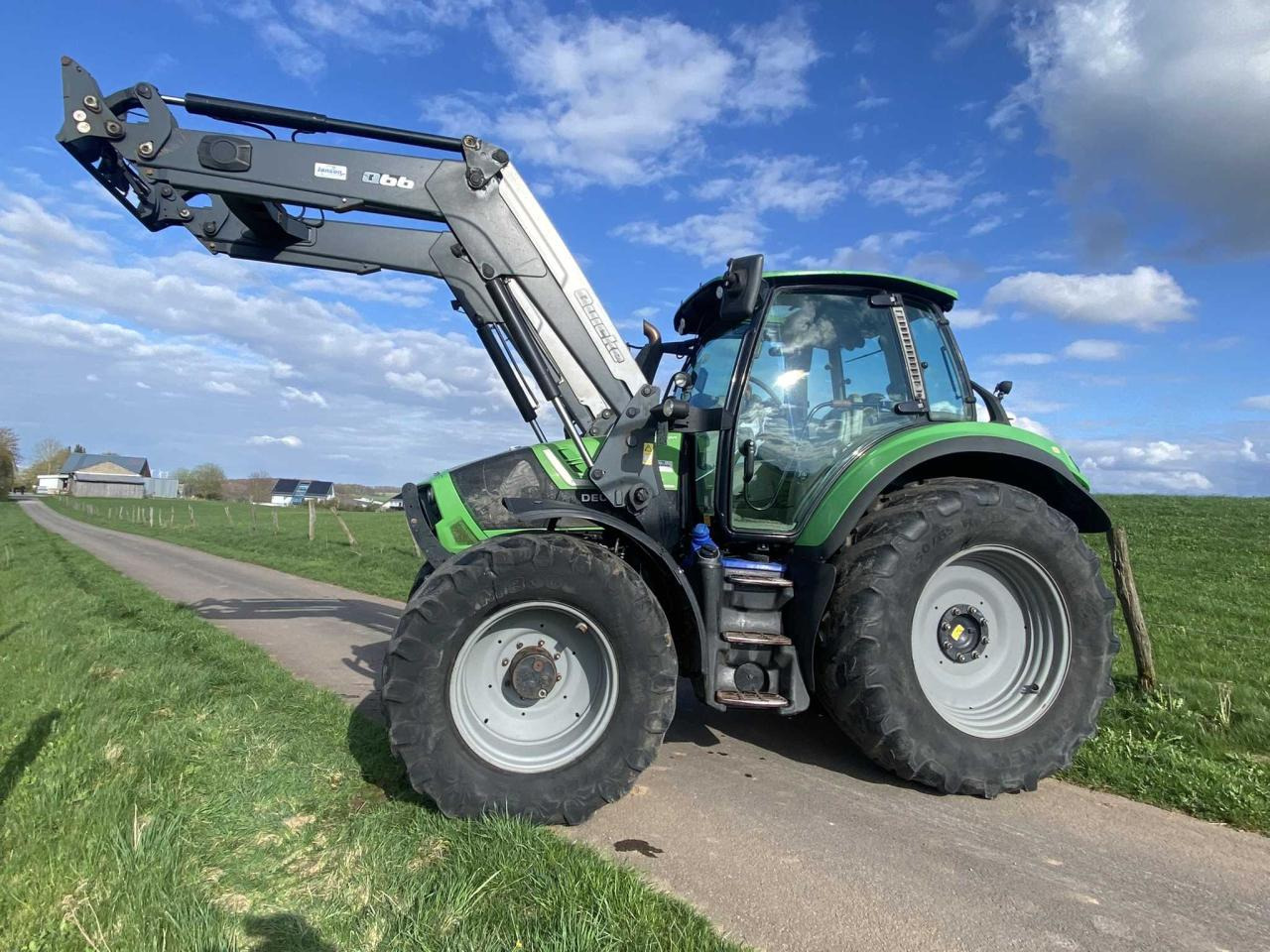 Deutz-Fahr 6150.4 Agrotron TTV - Traktori: kuva Deutz-Fahr 6150.4 Agrotron TTV - Traktori Deutz-Fahr 6150.4 Agrotron TTV - Traktori: kuva Deutz-Fahr 6150.4 Agrotron TTV - Traktori