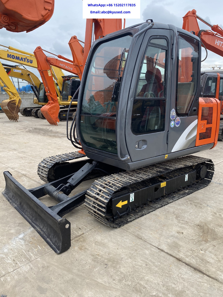 Kaivuri HITACHI ZX60: kuva Kaivuri HITACHI ZX60