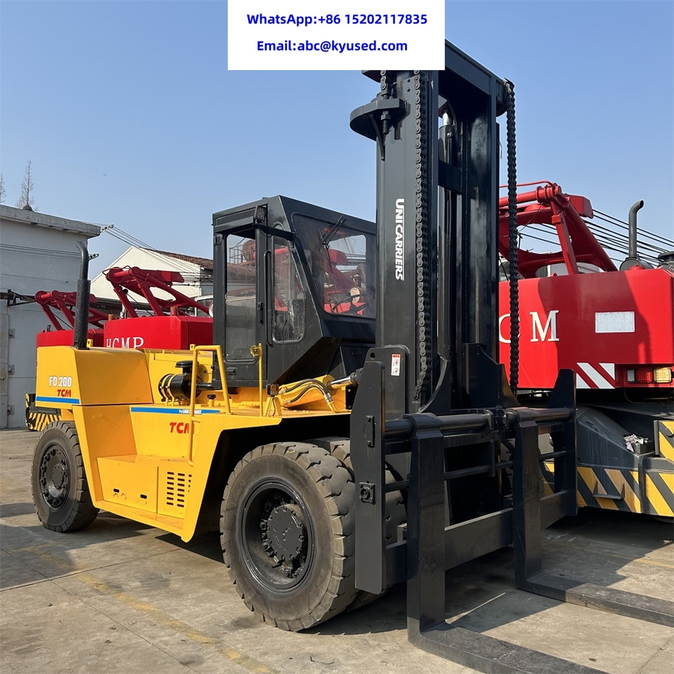 TCM FD200 20T 15T 16T - Dieseltrukki: kuva TCM FD200 20T 15T 16T - Dieseltrukki TCM FD200 20T 15T 16T - Dieseltrukki: kuva TCM FD200 20T 15T 16T - Dieseltrukki