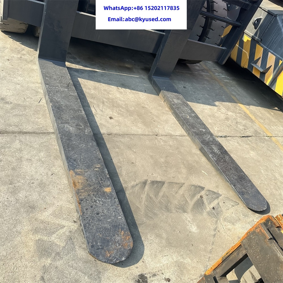 TCM FD200 20T 15T 16T - Dieseltrukki: kuva TCM FD200 20T 15T 16T - Dieseltrukki TCM FD200 20T 15T 16T - Dieseltrukki: kuva TCM FD200 20T 15T 16T - Dieseltrukki