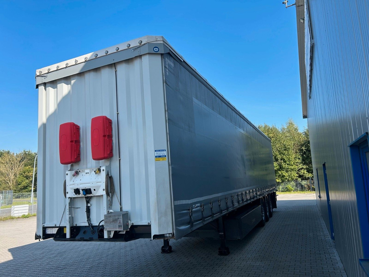 Krone SDP27 | Liftachse, Palettenkasten, Iceprotect - Pressukapellipuoliperävaunu: kuva Krone SDP27 | Liftachse, Palettenkasten, Iceprotect - Pressukapellipuoliperävaunu Krone SDP27 | Liftachse, Palettenkasten, Iceprotect - Pressukapellipuoliperävaunu: kuva Krone SDP27 | Liftachse, Palettenkasten, Iceprotect - Pressukapellipuoliperävaunu