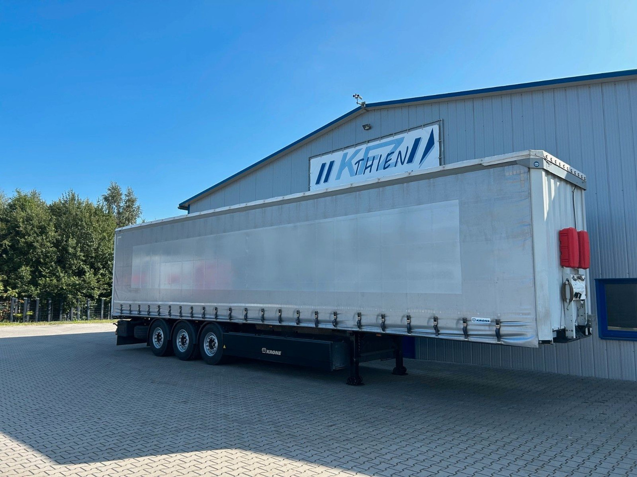 Krone SDP27 | Liftachse, Palettenkasten, Iceprotect - Pressukapellipuoliperävaunu: kuva Krone SDP27 | Liftachse, Palettenkasten, Iceprotect - Pressukapellipuoliperävaunu Krone SDP27 | Liftachse, Palettenkasten, Iceprotect - Pressukapellipuoliperävaunu: kuva Krone SDP27 | Liftachse, Palettenkasten, Iceprotect - Pressukapellipuoliperävaunu