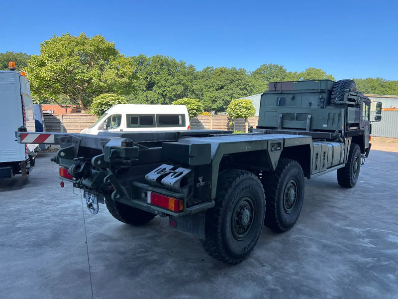 MAN KAT 25.422DFAEG 6X6 CABIN CHASSIS - TWIST LOCKS SYSTEM - Kuorma-auto: kuva MAN KAT 25.422DFAEG 6X6 CABIN CHASSIS - TWIST LOCKS SYSTEM - Kuorma-auto MAN KAT 25.422DFAEG 6X6 CABIN CHASSIS - TWIST LOCKS SYSTEM - Kuorma-auto: kuva MAN KAT 25.422DFAEG 6X6 CABIN CHASSIS - TWIST LOCKS SYSTEM - Kuorma-auto