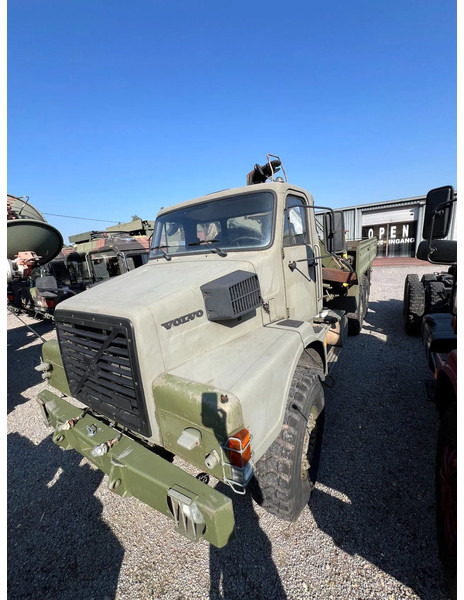 Volvo N 10 6X6 - FASSI 8TM CRANE (4x in stock) - Kuorma-auto, Nosturiauto: kuva Volvo N 10 6X6 - FASSI 8TM CRANE (4x in stock) - Kuorma-auto, Nosturiauto Volvo N 10 6X6 - FASSI 8TM CRANE (4x in stock) - Kuorma-auto, Nosturiauto: kuva Volvo N 10 6X6 - FASSI 8TM CRANE (4x in stock) - Kuorma-auto, Nosturiauto