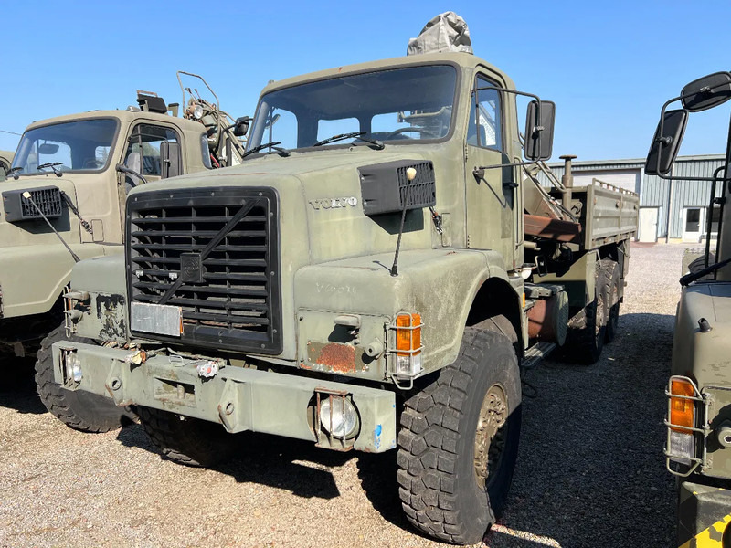 Volvo N 10 6X6 - FASSI 8TM CRANE (4x in stock) - Kuorma-auto, Nosturiauto: kuva Volvo N 10 6X6 - FASSI 8TM CRANE (4x in stock) - Kuorma-auto, Nosturiauto Volvo N 10 6X6 - FASSI 8TM CRANE (4x in stock) - Kuorma-auto, Nosturiauto: kuva Volvo N 10 6X6 - FASSI 8TM CRANE (4x in stock) - Kuorma-auto, Nosturiauto