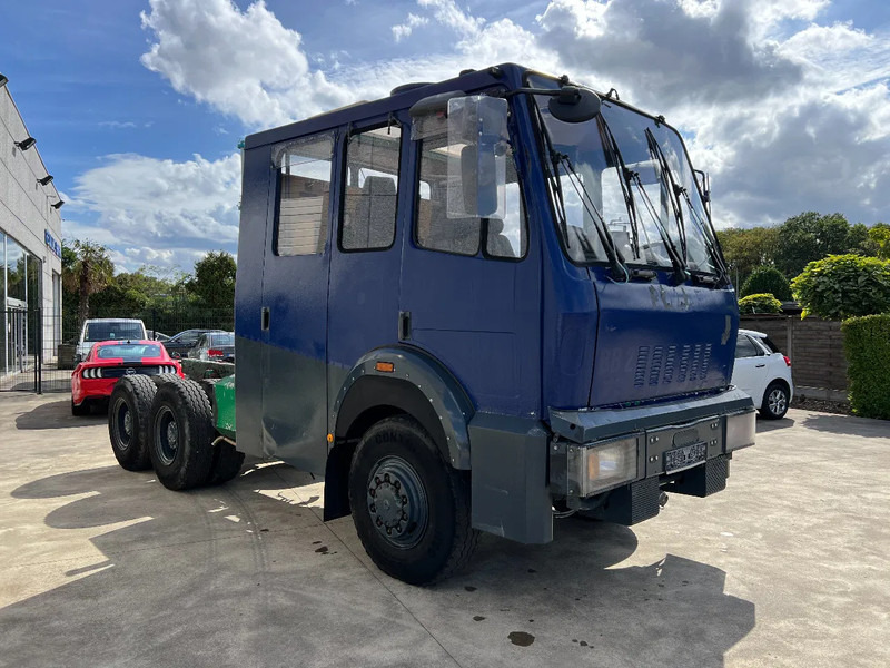 Mercedes-Benz SK 2629 V8 6x6 - Kuorma-auto alusta: kuva Mercedes-Benz SK 2629 V8 6x6 - Kuorma-auto alusta Mercedes-Benz SK 2629 V8 6x6 - Kuorma-auto alusta: kuva Mercedes-Benz SK 2629 V8 6x6 - Kuorma-auto alusta