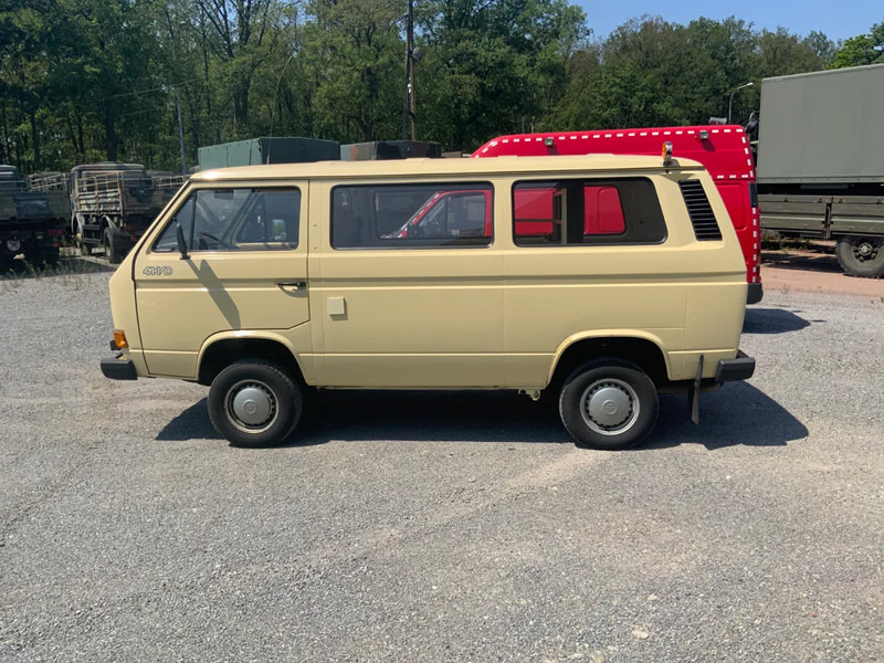 Volkswagen Transporter 4WD T3 syncro - Henkilöauto: kuva Volkswagen Transporter 4WD T3 syncro - Henkilöauto Volkswagen Transporter 4WD T3 syncro - Henkilöauto: kuva Volkswagen Transporter 4WD T3 syncro - Henkilöauto