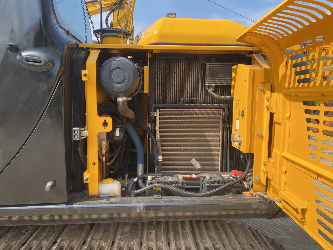 JCB JS131 - Telakaivukone: kuva JCB JS131 - Telakaivukone JCB JS131 - Telakaivukone: kuva JCB JS131 - Telakaivukone