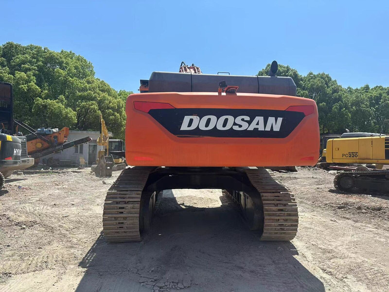Doosan DX530 - Telakaivukone: kuva Doosan DX530 - Telakaivukone Doosan DX530 - Telakaivukone: kuva Doosan DX530 - Telakaivukone