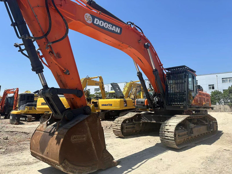 Doosan DX530 - Telakaivukone: kuva Doosan DX530 - Telakaivukone Doosan DX530 - Telakaivukone: kuva Doosan DX530 - Telakaivukone