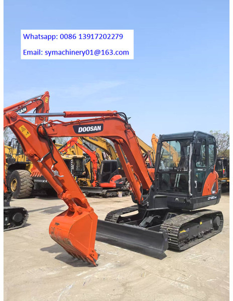 Doosan DX60 - Minikuormaaja: kuva Doosan DX60 - Minikuormaaja Doosan DX60 - Minikuormaaja: kuva Doosan DX60 - Minikuormaaja
