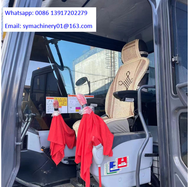 Komatsu PC130 - Telakaivukone: kuva Komatsu PC130 - Telakaivukone Komatsu PC130 - Telakaivukone: kuva Komatsu PC130 - Telakaivukone