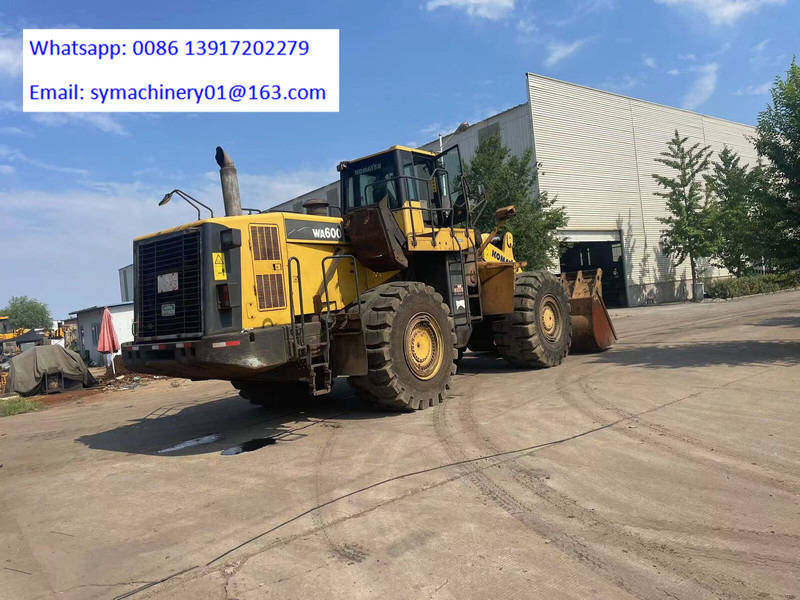 Komatsu WA600-6 - Pyöräkuormaaja: kuva Komatsu WA600-6 - Pyöräkuormaaja Komatsu WA600-6 - Pyöräkuormaaja: kuva Komatsu WA600-6 - Pyöräkuormaaja
