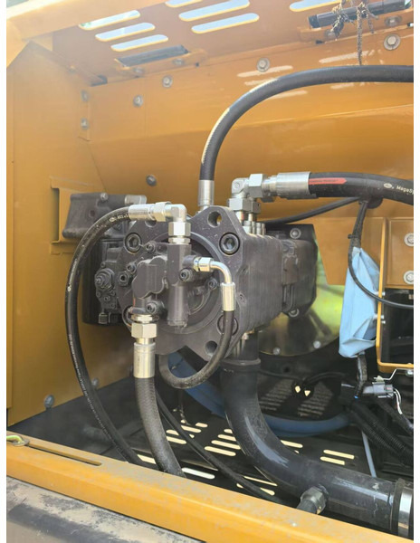 XCMG XE215C - Telakaivukone: kuva XCMG XE215C - Telakaivukone XCMG XE215C - Telakaivukone: kuva XCMG XE215C - Telakaivukone