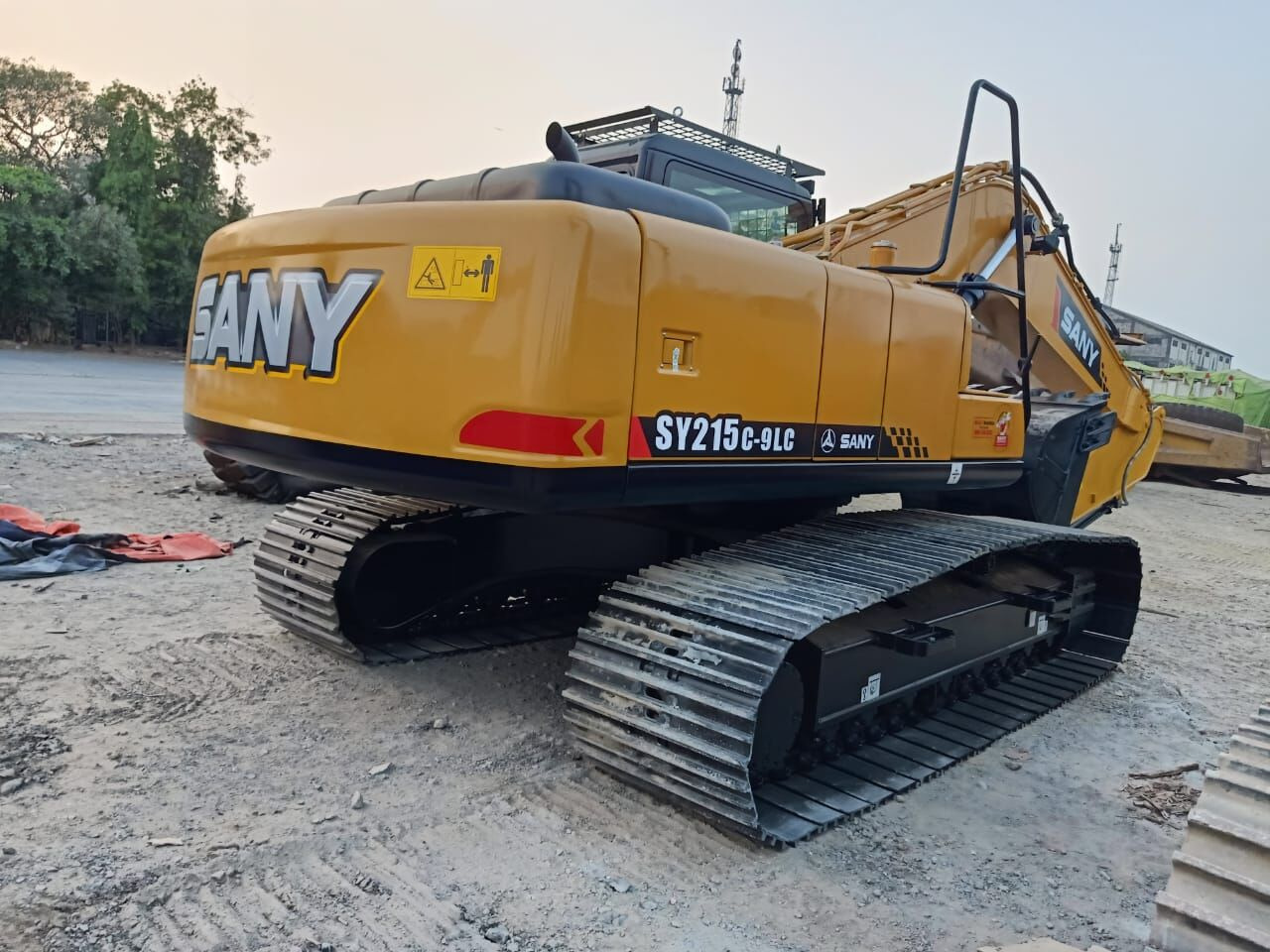New Sany SY 215 MITSUBISHI ENGINE tracked excavator - Telakaivukone: kuva New Sany SY 215 MITSUBISHI ENGINE tracked excavator - Telakaivukone New Sany SY 215 MITSUBISHI ENGINE tracked excavator - Telakaivukone: kuva New Sany SY 215 MITSUBISHI ENGINE tracked excavator - Telakaivukone