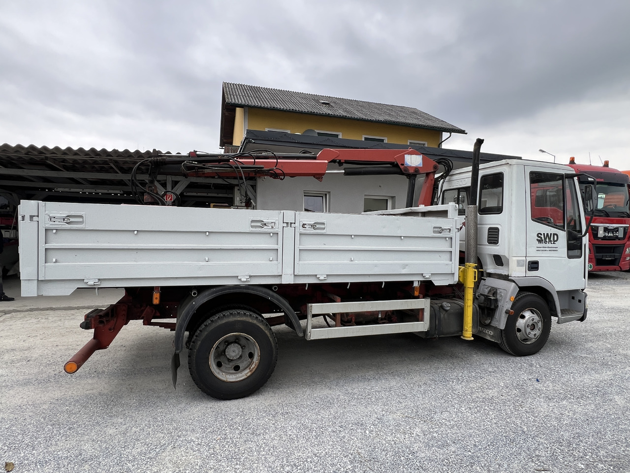 Kippiauto kuorma-auto, Nosturiauto IVECO EUROCARGO 75E15 Kipper mit Kran: kuva Kippiauto kuorma-auto, Nosturiauto IVECO EUROCARGO 75E15 Kipper mit Kran