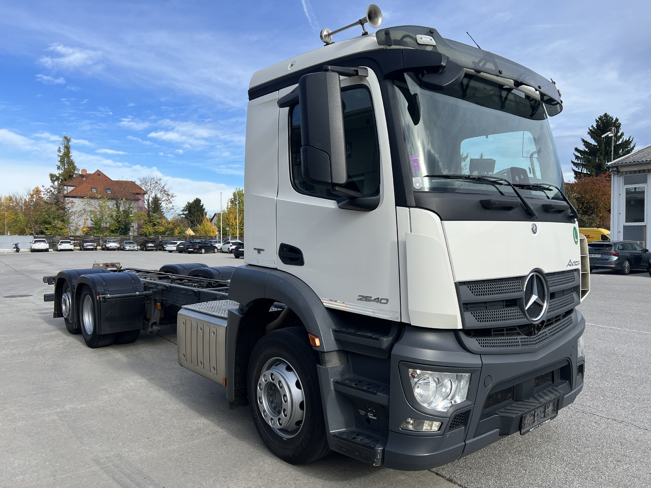 MERCEDES-BENZ Antos 25 40 | Standheizung | Klima | Liftachse - Kuorma-auto alusta: kuva MERCEDES-BENZ Antos 25 40 | Standheizung | Klima | Liftachse - Kuorma-auto alusta MERCEDES-BENZ Antos 25 40 | Standheizung | Klima | Liftachse - Kuorma-auto alusta: kuva MERCEDES-BENZ Antos 25 40 | Standheizung | Klima | Liftachse - Kuorma-auto alusta