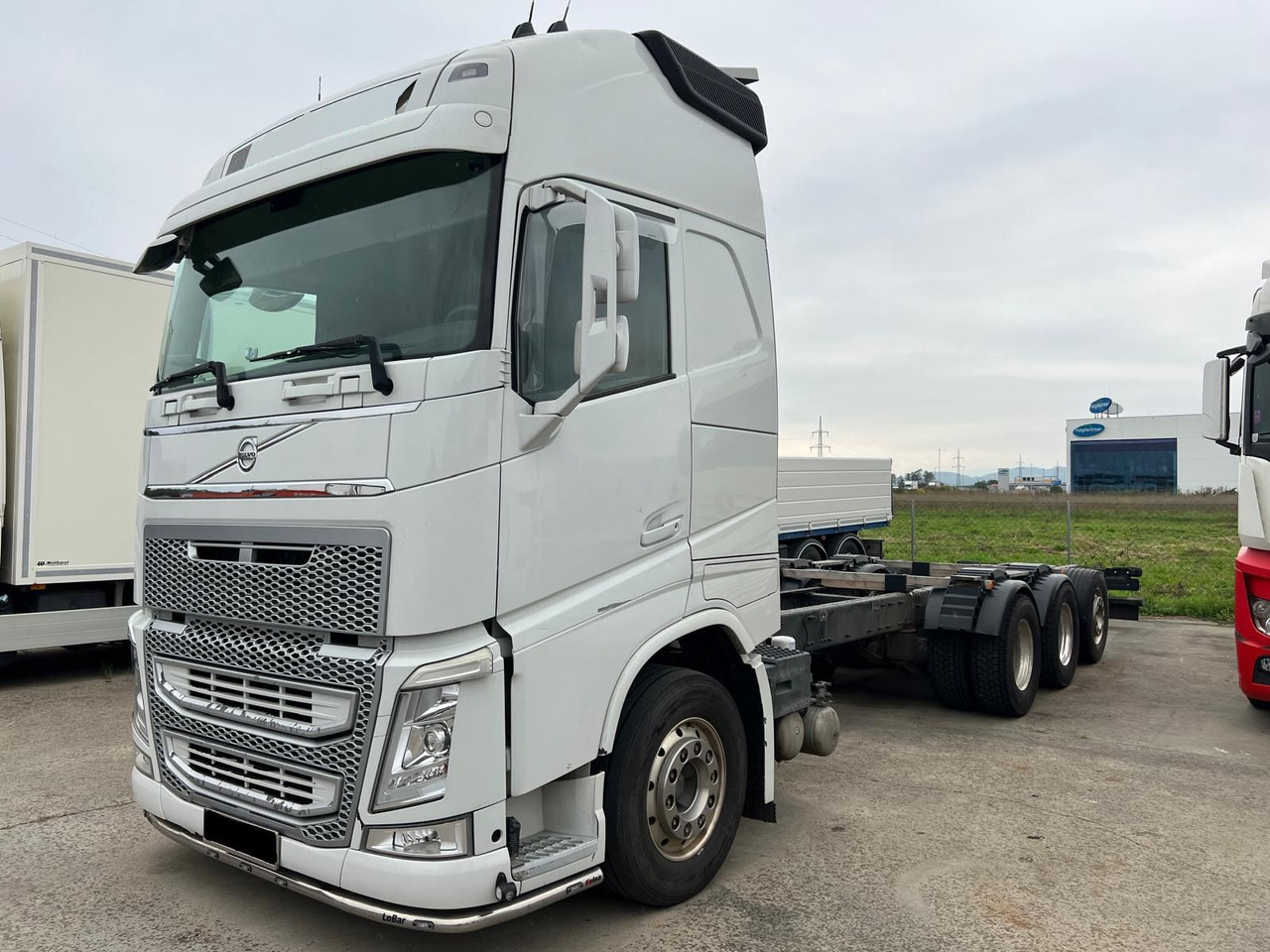 VOLVO FH 540 8x4 Fahrgestell - Kuorma-auto alusta: kuva VOLVO FH 540 8x4 Fahrgestell - Kuorma-auto alusta VOLVO FH 540 8x4 Fahrgestell - Kuorma-auto alusta: kuva VOLVO FH 540 8x4 Fahrgestell - Kuorma-auto alusta