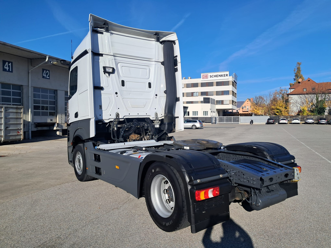 MERCEDES-BENZ Actros 18 45 | Retarder | Standklima | 4 Stück MP5 - Vetopöytäauto: kuva MERCEDES-BENZ Actros 18 45 | Retarder | Standklima | 4 Stück MP5 - Vetopöytäauto MERCEDES-BENZ Actros 18 45 | Retarder | Standklima | 4 Stück MP5 - Vetopöytäauto: kuva MERCEDES-BENZ Actros 18 45 | Retarder | Standklima | 4 Stück MP5 - Vetopöytäauto