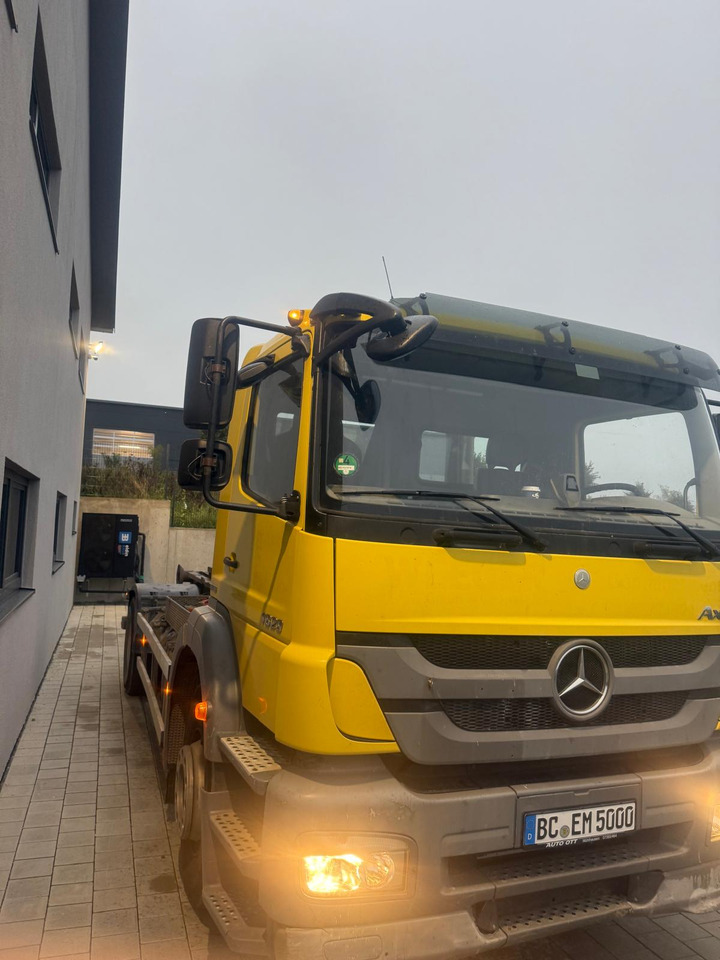MERCEDES-BENZ AXOR 1829/ 18t Abroller TÜV/SP Neu - Koukkulava kuorma-auto: kuva MERCEDES-BENZ AXOR 1829/ 18t Abroller TÜV/SP Neu - Koukkulava kuorma-auto MERCEDES-BENZ AXOR 1829/ 18t Abroller TÜV/SP Neu - Koukkulava kuorma-auto: kuva MERCEDES-BENZ AXOR 1829/ 18t Abroller TÜV/SP Neu - Koukkulava kuorma-auto