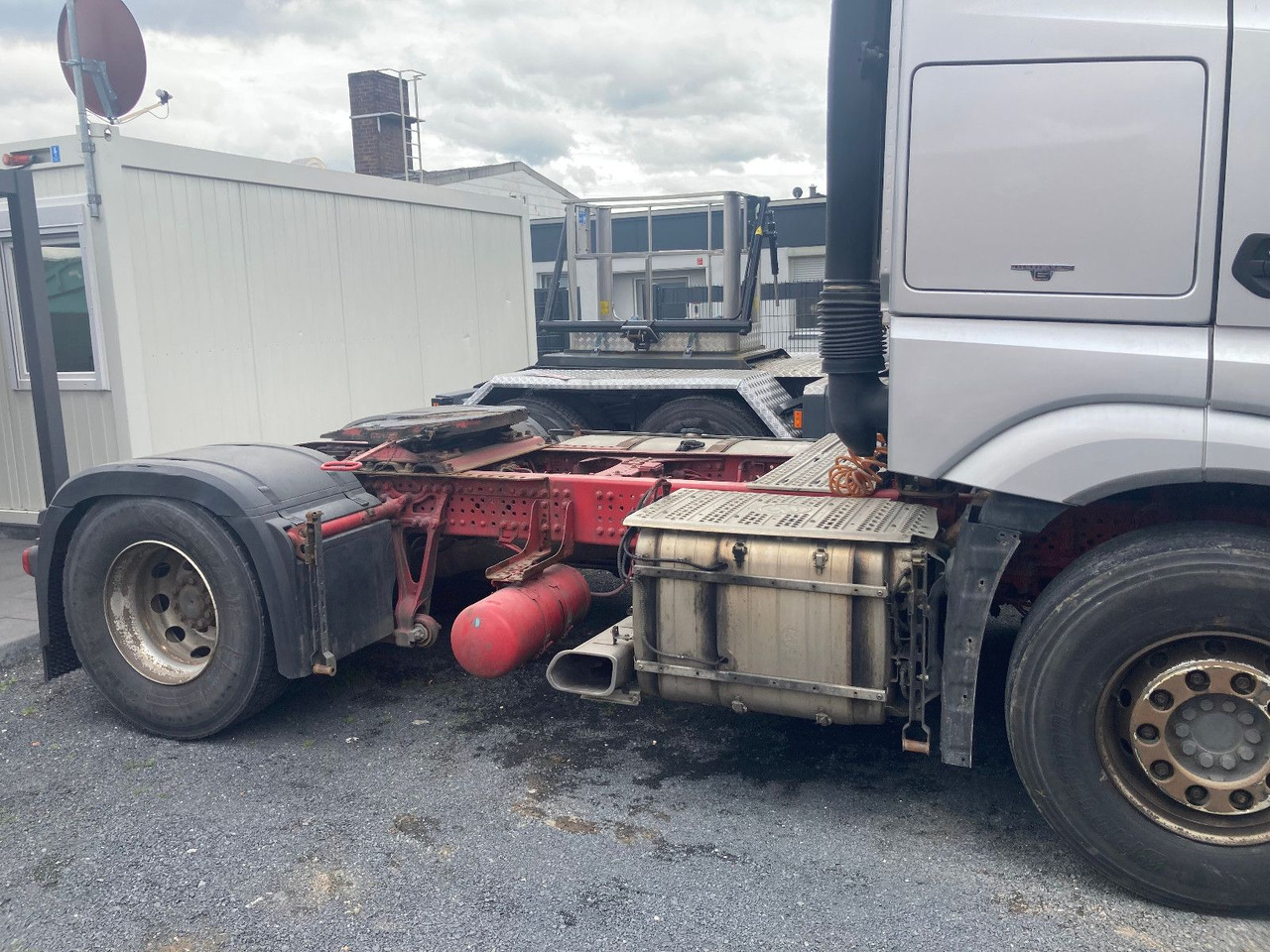 Mercedes-Benz Actros  1851 TÜV NEU TOP ZUSTAND - Vetopöytäauto: kuva  Mercedes-Benz Actros  1851 TÜV NEU TOP ZUSTAND - Vetopöytäauto Mercedes-Benz Actros  1851 TÜV NEU TOP ZUSTAND - Vetopöytäauto: kuva  Mercedes-Benz Actros  1851 TÜV NEU TOP ZUSTAND - Vetopöytäauto
