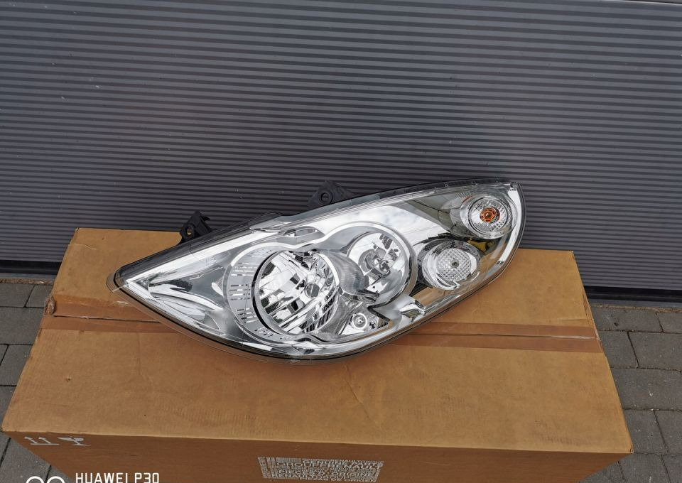 LAMPA RENAULT MASTER 3 LH 1ER010117-09 NOWY ORYG. - Etulyhty - Tavara-auto: kuva LAMPA RENAULT MASTER 3 LH 1ER010117-09 NOWY ORYG. - Etulyhty - Tavara-auto LAMPA RENAULT MASTER 3 LH 1ER010117-09 NOWY ORYG. - Etulyhty - Tavara-auto: kuva LAMPA RENAULT MASTER 3 LH 1ER010117-09 NOWY ORYG. - Etulyhty - Tavara-auto