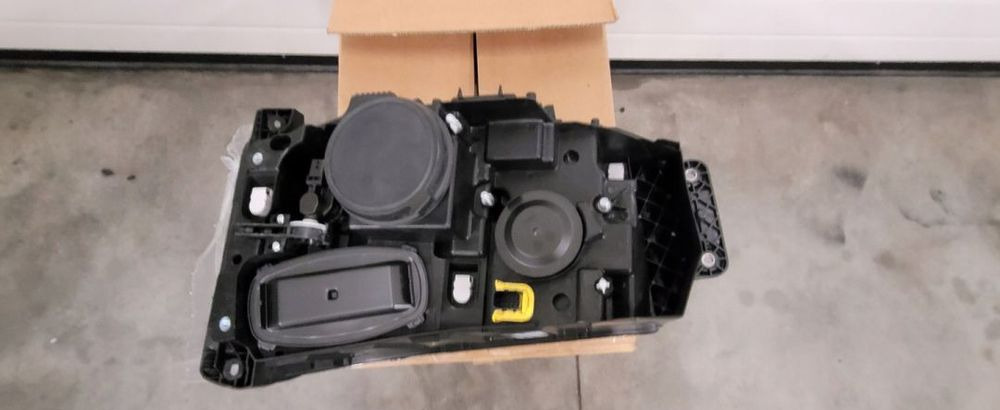 LAMPA RENAULT RANGE T NOWY ORYGINAŁ PRAWA - Etulyhty - Kuorma-auto: kuva LAMPA RENAULT RANGE T NOWY ORYGINAŁ PRAWA - Etulyhty - Kuorma-auto LAMPA RENAULT RANGE T NOWY ORYGINAŁ PRAWA - Etulyhty - Kuorma-auto: kuva LAMPA RENAULT RANGE T NOWY ORYGINAŁ PRAWA - Etulyhty - Kuorma-auto